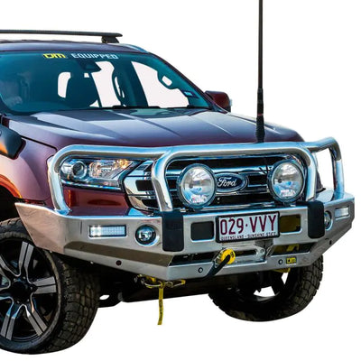 TJM SIGNATURE BULL BAR POLISHED ALLOY FOR FORD EVEREST UA 06/15-06/18 / FORD RANGER PXII 06/15-07/18  (IN STORE PICK-UP ONLY)