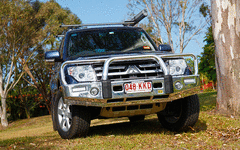 TJM SIGNATURE BULL BAR POLISHED ALLOY FOR MITSUBISHI PAJERO NS-NT 11/06-09/11 / MITSUBISHI PAJERO NW 10/11-06/14 (IN STORE PICK-UP ONLY)