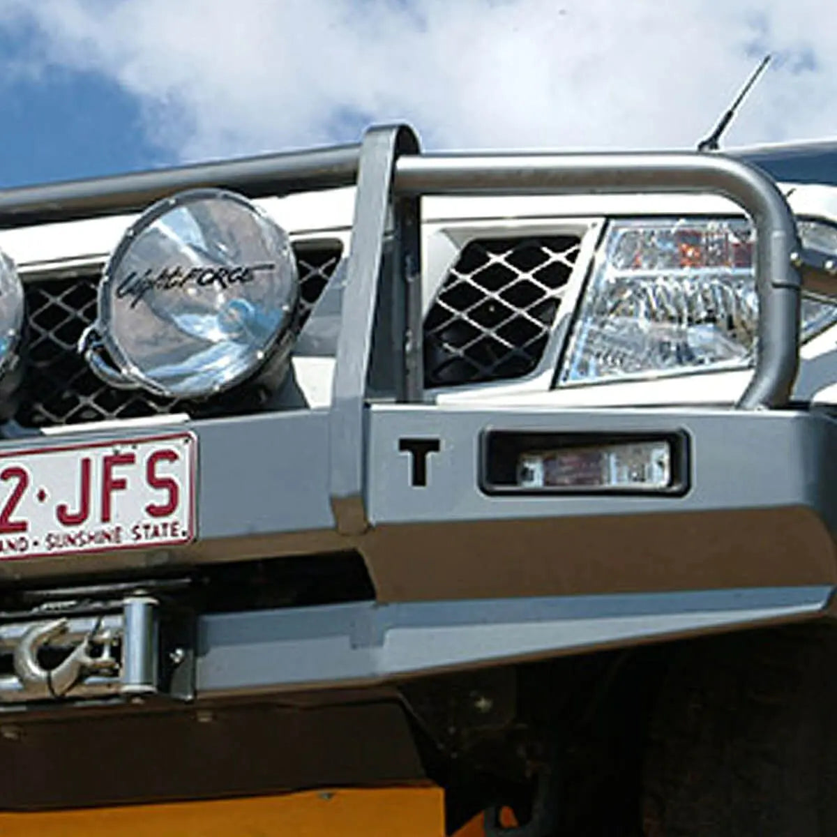 TJM Outback Bull Bar Steel Black For  Nissan Navara D40-070SB13N10L (In Store Pick Up Only)