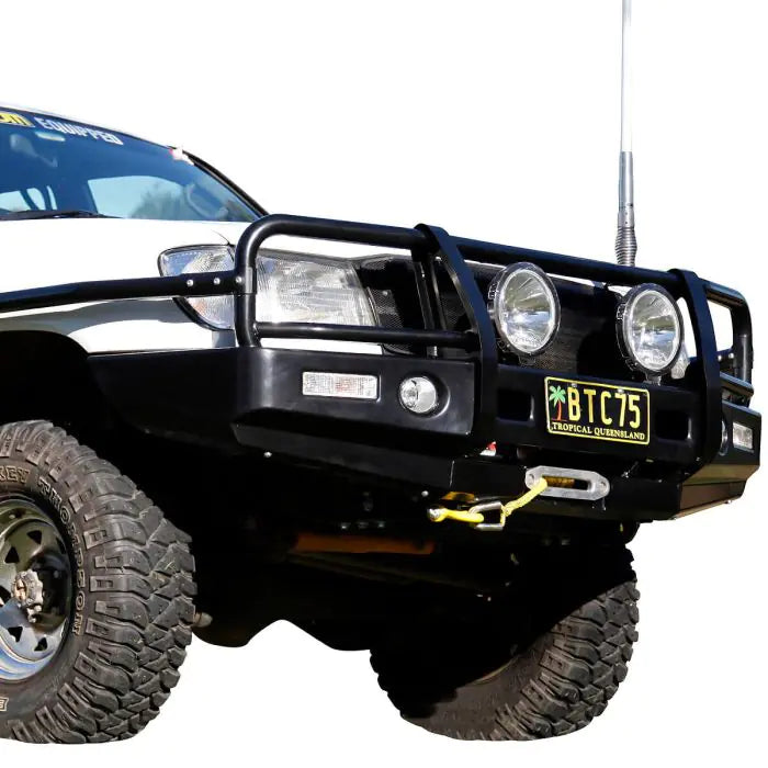 TJM OUTBACK BULL BAR BLACK STEEL FOR TOYOTA LANDCRUISER WAGON 105 SERIES COIL (IN STORE PICK-UP ONLY)