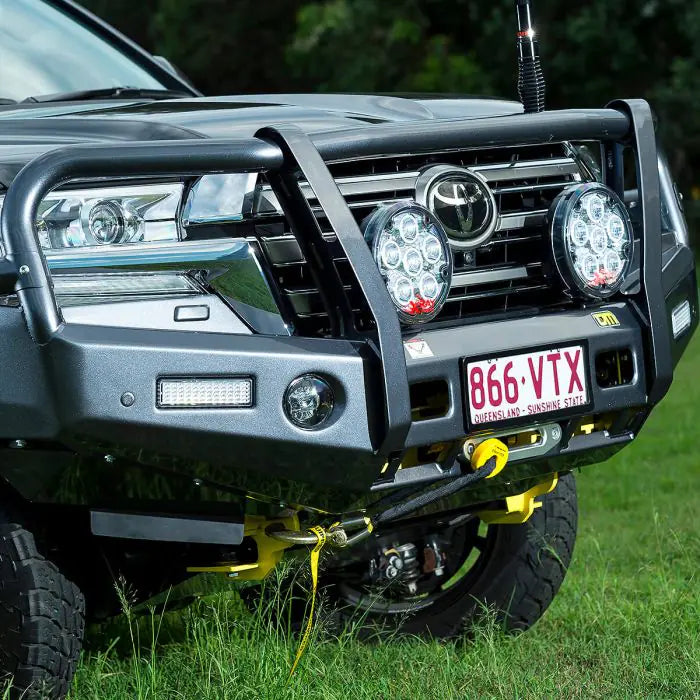 TJM OUTBACK BULL BAR BLACK STEEL FOR TOYOTA LANDCRUISER WAGON 200 SERIES (IN STORE PICK-UP ONLY)