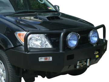 TJM TRADESMAN BULL BAR BLACK STEEL FOR  TOYOTA HILUX 7th GEN 04/05-07/11 (IN STORE PICK-UP ONLY)