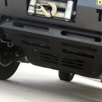TJM TRADESMAN BULL BAR BLACK STEEL FOR TOYOTA HILUX 7TH GEN 04/05-07/11 (IN STORE PICK-UP ONLY)