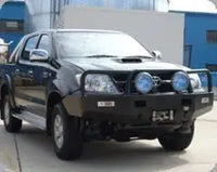 TJM TRADESMAN BULL BAR BLACK STEEL FOR TOYOTA HILUX 7TH GEN 04/05-07/11 (IN STORE PICK-UP ONLY)