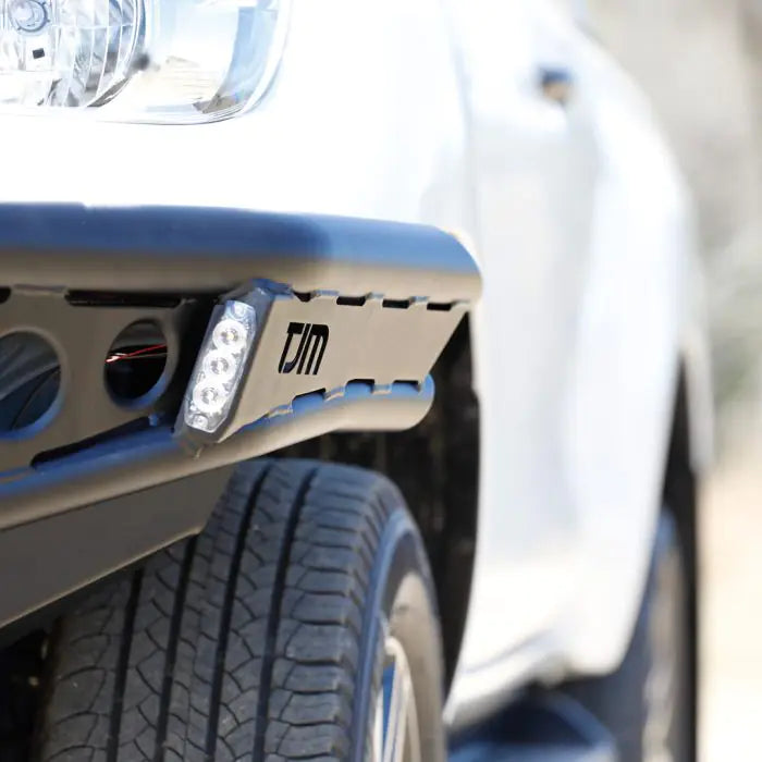 TJM CHASER BULL BAR BLACK STEEL FOR TOYOTA HILUX 8TH GEN(IN STORE PICK UP ONLY)