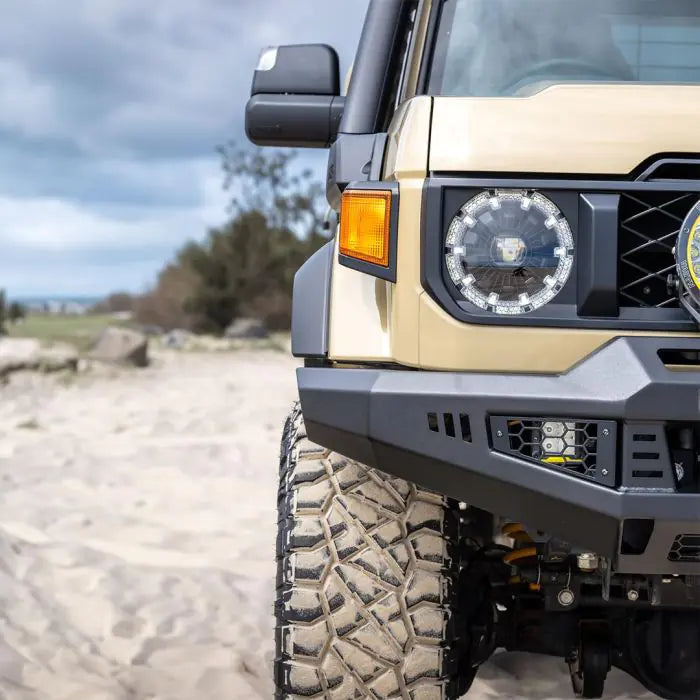 TJM VENTURER BULL BAR BLACK STEEL FOR TOYOTA LANDCRUISER COMMERCIAL 070ST24N69J