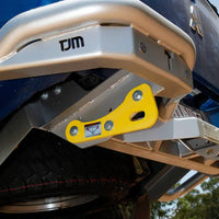 TJM RB6 REAR PROTECTION STEP TOWBAR BLACK STEEL 63MM TUBE FOR MITSUBISHI TRITON MQ 04/15-11/18 4DR C/C & P/UP (STORE PICK-UP ONLY)