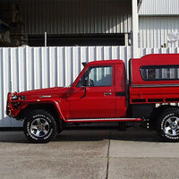 TJM SIDE BARS & STEPS STEEL SAT BLACK 50MM FOR TOYOTA LANDCRUISER COMMERCIAL HZJ78, FZJ78 99-07 TROOPY/ TOYOTA LANDCRUISER COMMERCIAL HZJ79, FZJ79 99-07 2DR C/CHASSIS (IN STORE PICK-UP ONLY)