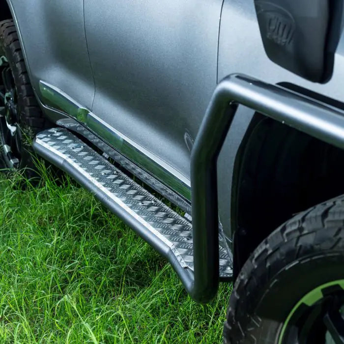 TJM SIDE BAR MODULAR STEEL SAT BLACK 63MM FOR TOYOTA LANDCRUISER WAGON 200 SERIES 09/15-10/21 (IN STORE PICK-UP ONLY)