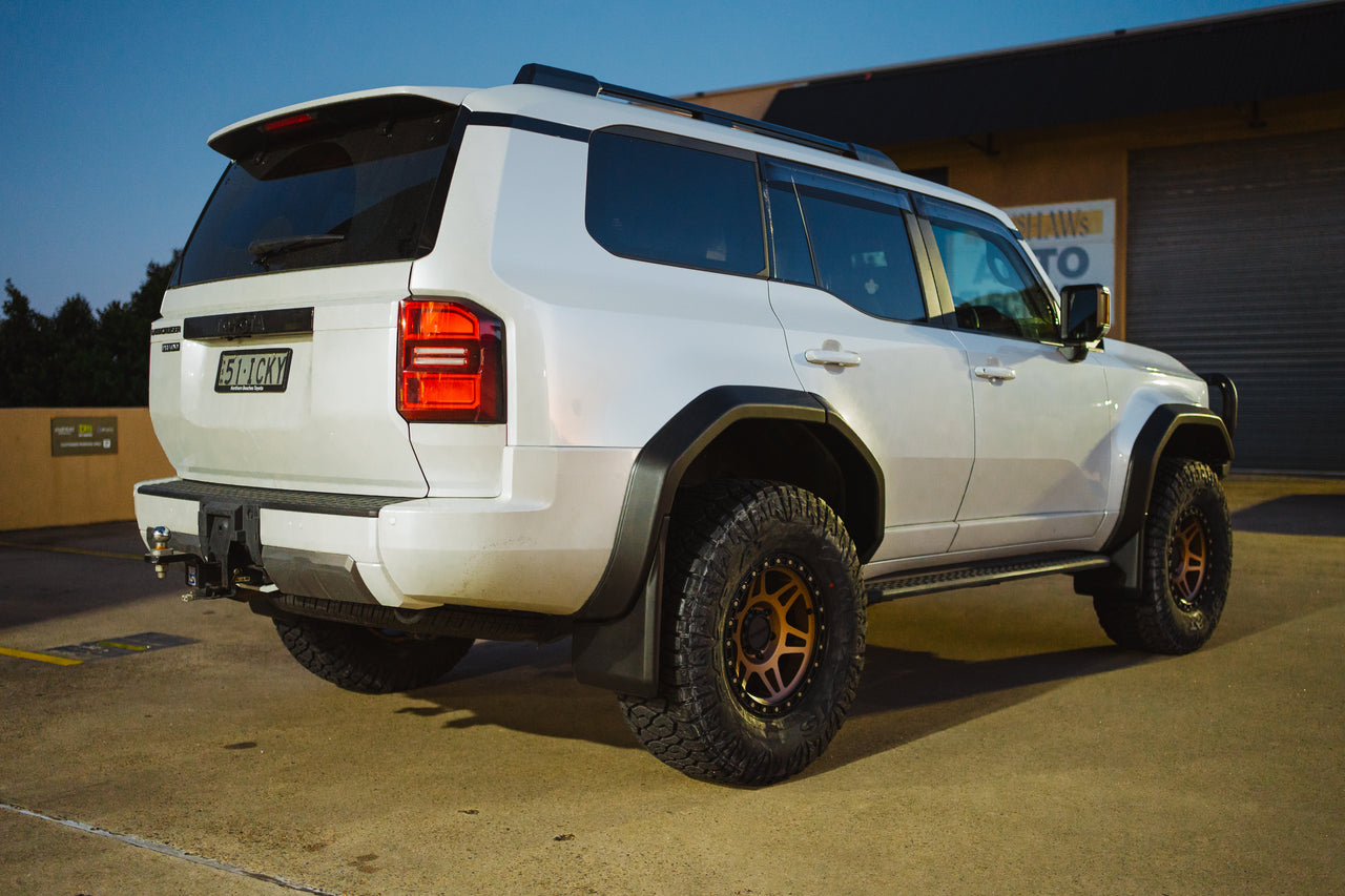 WOLVERINE LAND CRUISER 250 PRADO SERIES FLARE & MUDFLAP KIT (FULL-SET) - WF250PRADO