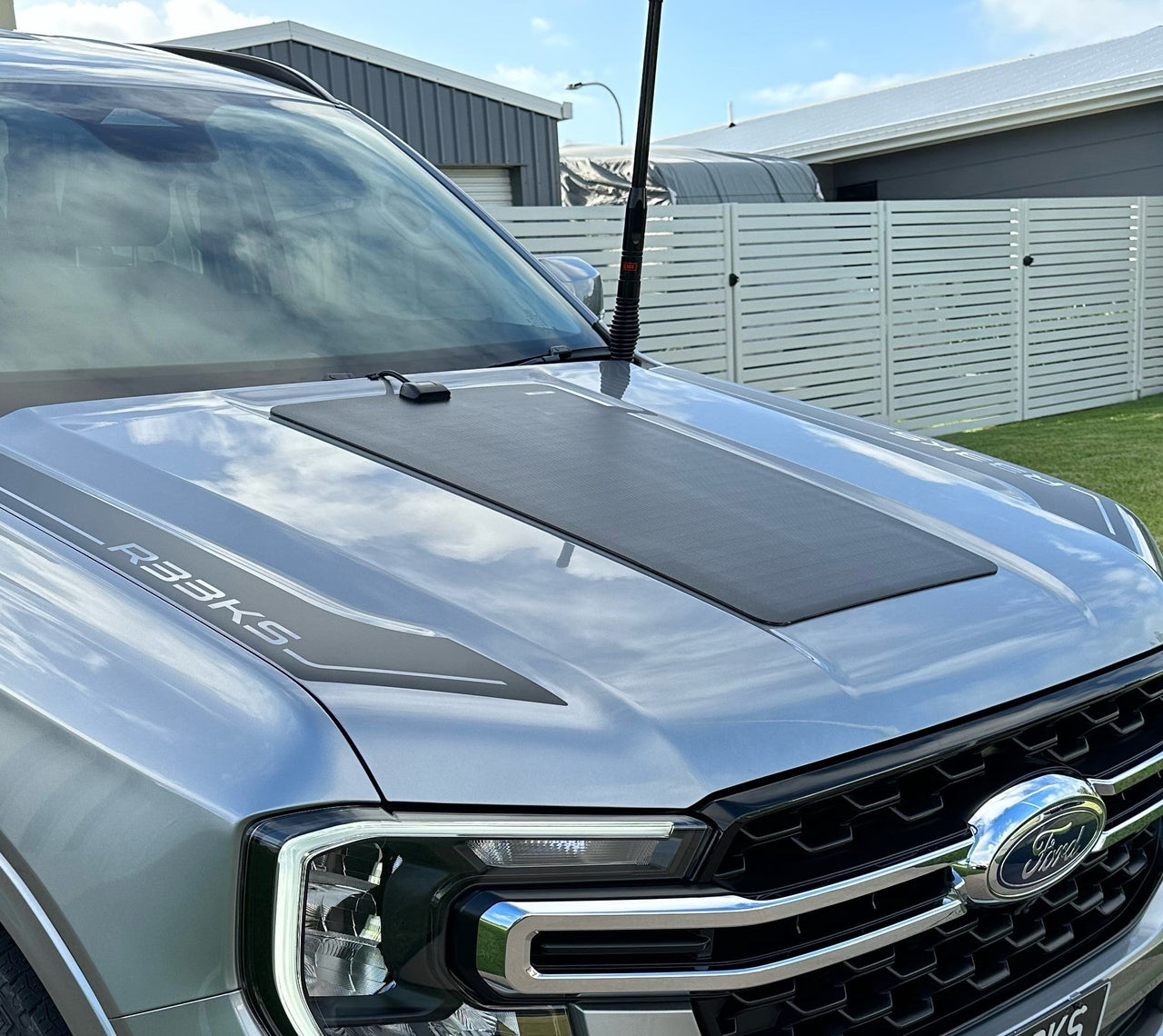 VSS Bonnet Solar Panel - Ford Everest Next Generation (2022-Current) 75-Watts