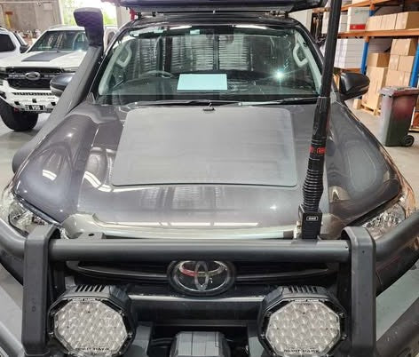 VSS Bonnet Solar Panel -  Toyota Hilux (2015-2025), Toyota Fortuner (2015-2025), Toyota Landcruiser 100 series (1998 - 2007), Toyota 4 Runner (2003 – 2021), Nissan NP300 & D23 Navara (excluding PRO4X models) (2015-Current) 100-Watt