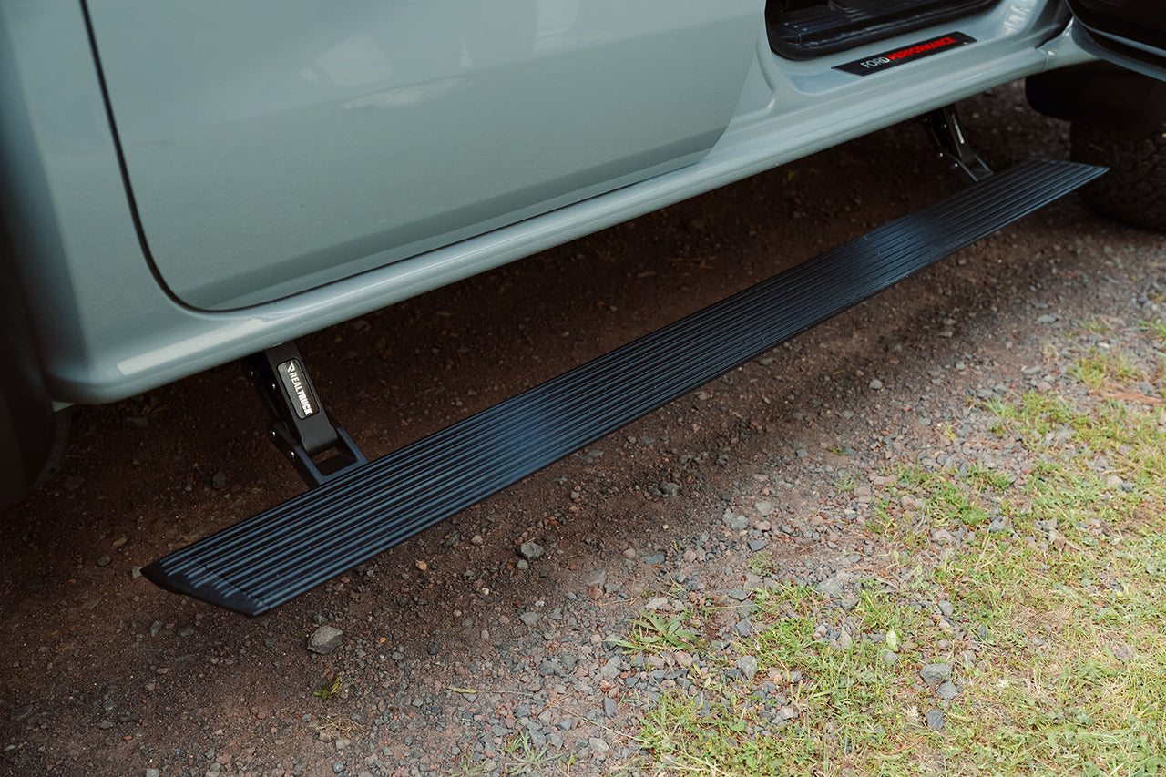 RealTruck RealTruck Voltstep Electric Running Boards - Volkswagen 2023+ Side Steps 20400080T