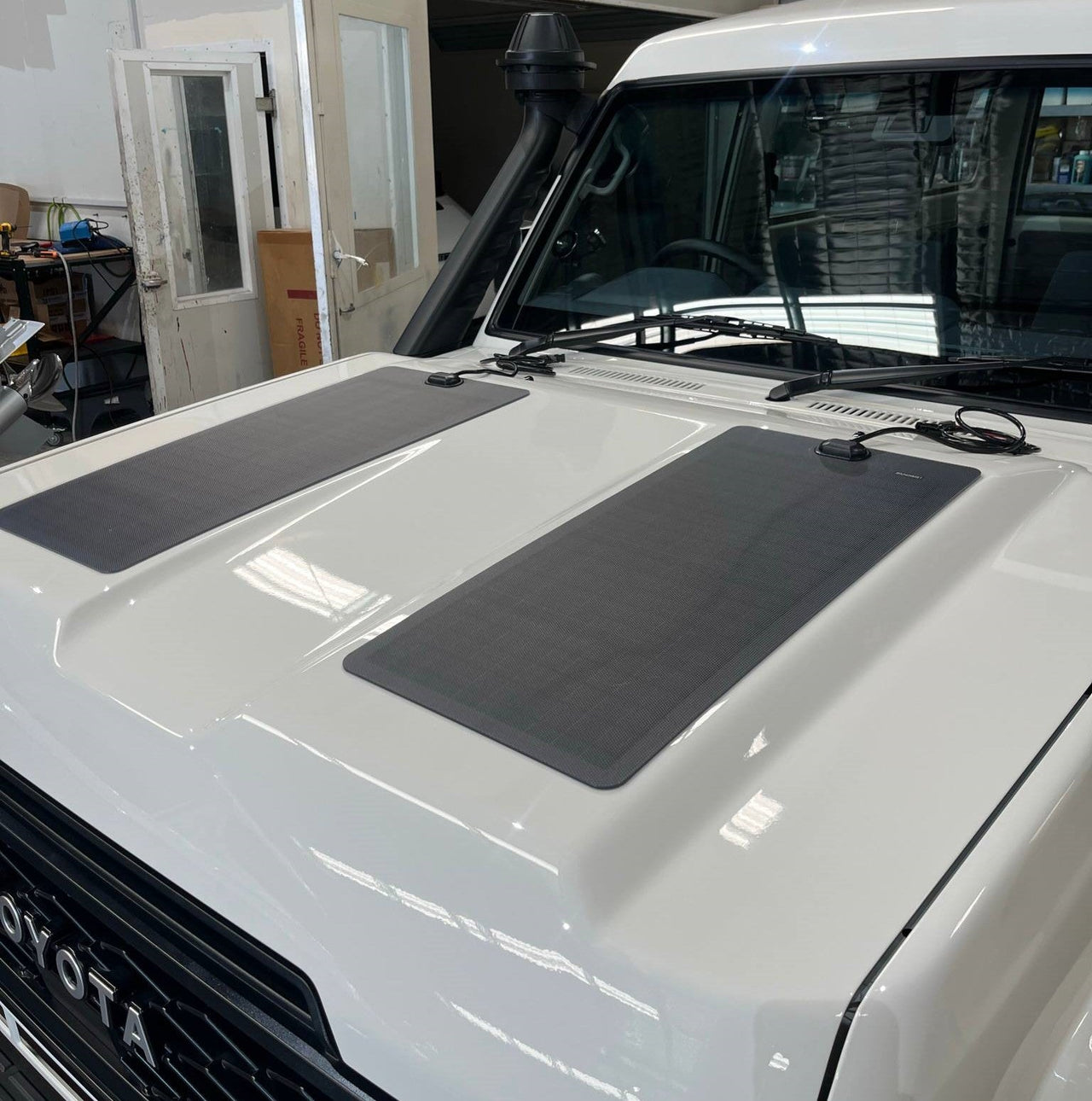 VSS Bonnet Solar Panel - Toyota Landcruiser 79 Series GDJ 2.8 (2024-Current) - 70-Watts