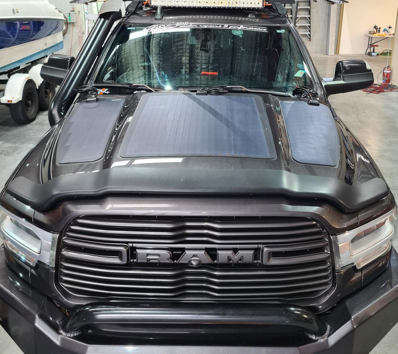 VSS Bonnet Solar Panel - Dodge RAM 2500 & 3500 (2018-Current) 170-Watt