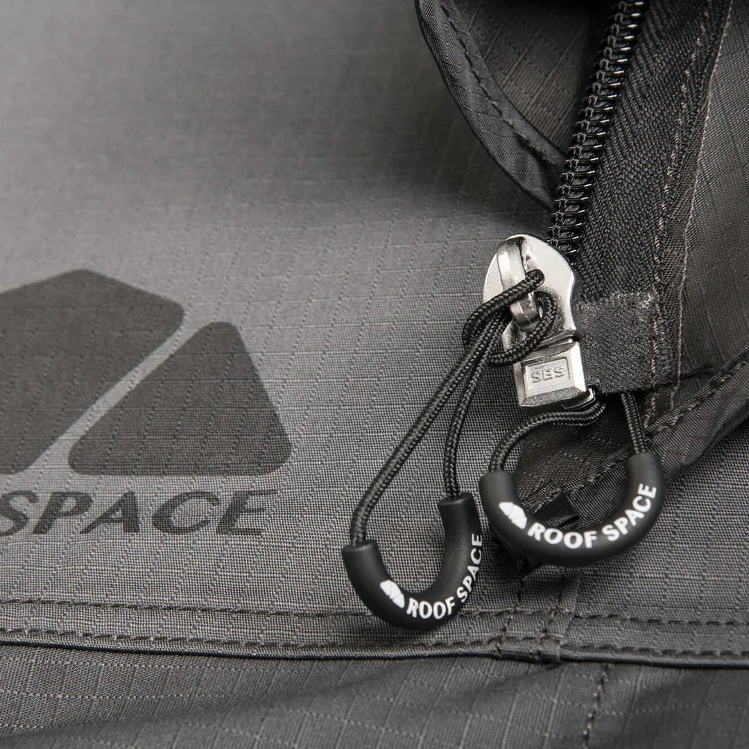 ROOF SPACE 2 (v1)- 67 kg German Engineered Hardshell Rooftop Tent - RSC1M201S2