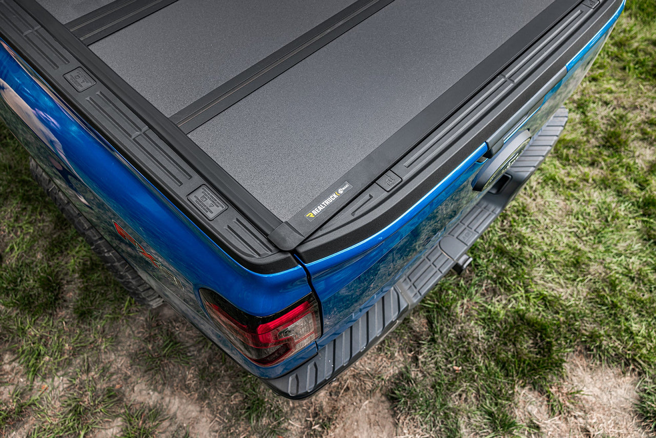RealTruck BakFlip MX4 - Toyota Hilux (A Deck) 2015-2025 Tonneau Cover 448834