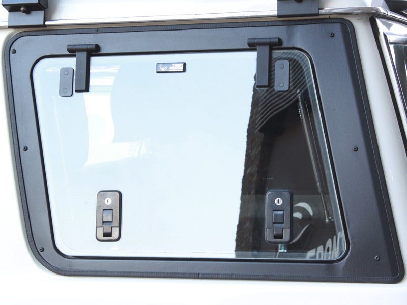 FRONT RUNNER TOYOTA LAND CRUISER 76 GULLWING WINDOW / LEFT HAND SIDE GLASS- GWTL001