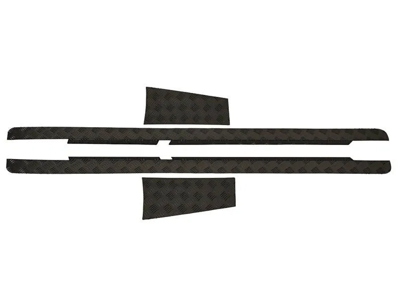 Front Runner Land Rover Defender 110 (1983-2016) Sill Protector / Black