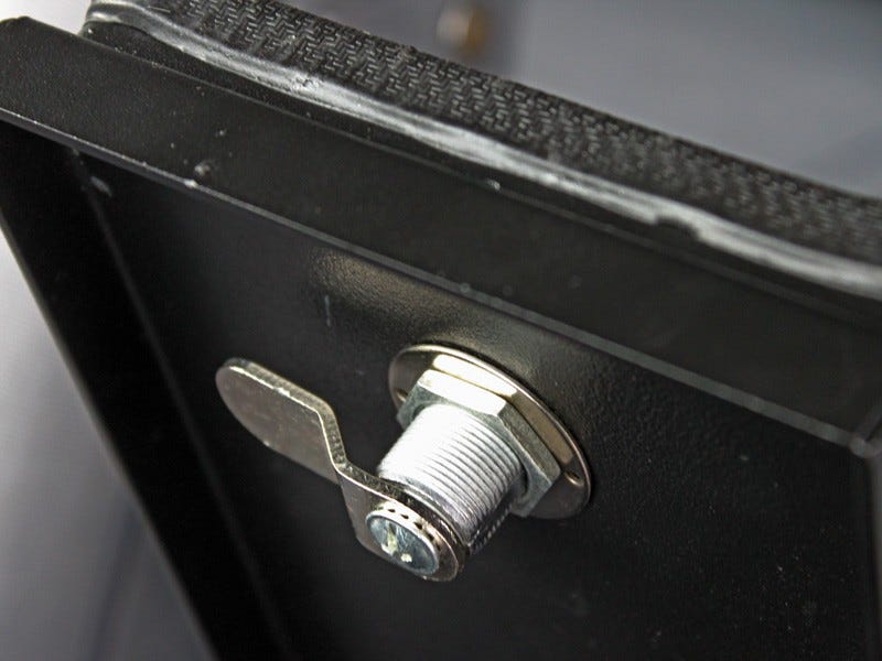 FRONT RUNNER TOYOTA LAND CRUISER 76 UNDER CONSOLE SAFE -SAFE009