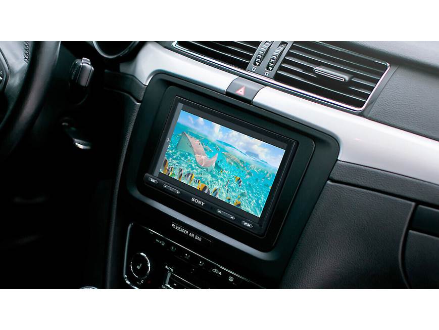 SONY 7" (17.6Cm) Digital Media Receiver With Weblink™ Cast-XAVAX5500