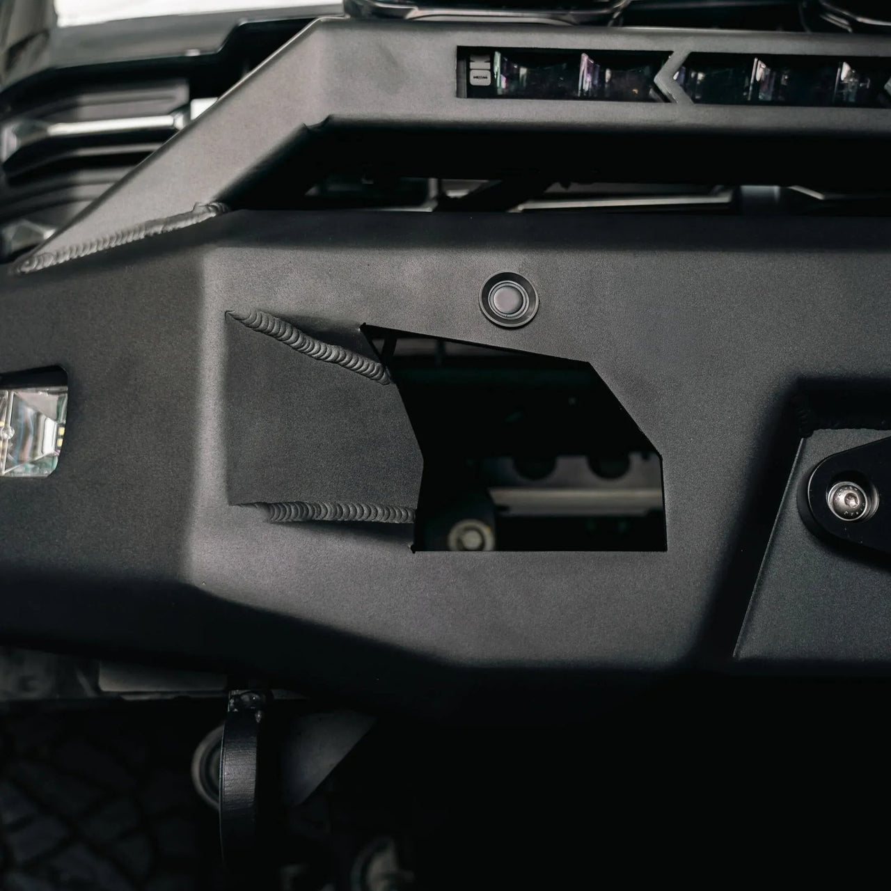 Americas Garage Pre Runner Bar, Chuck Series, Texture Black suits Chev 1500 (19-26) by Outback Kitters OK911051TB-K