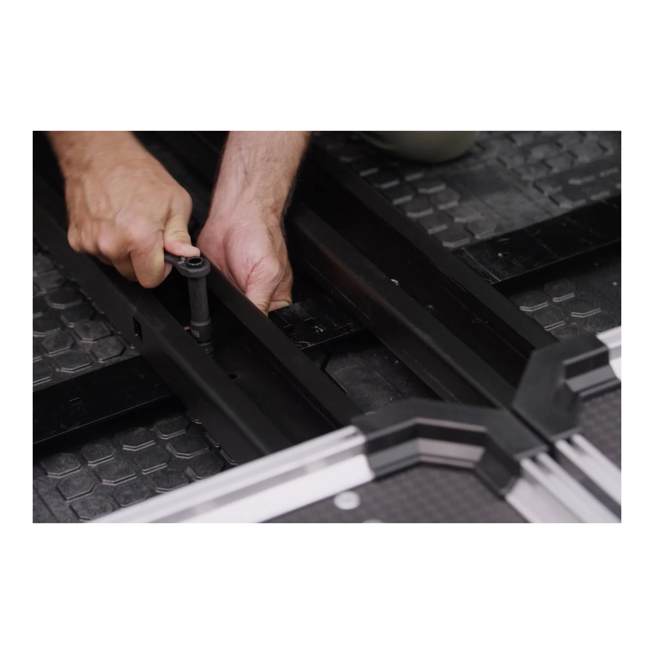 Americas Garage CargoGlide Truck Bed Slide for 5.5' Tub Australian Domestic Ute Dual Cab by DECKED DKD-DCG1500-6348