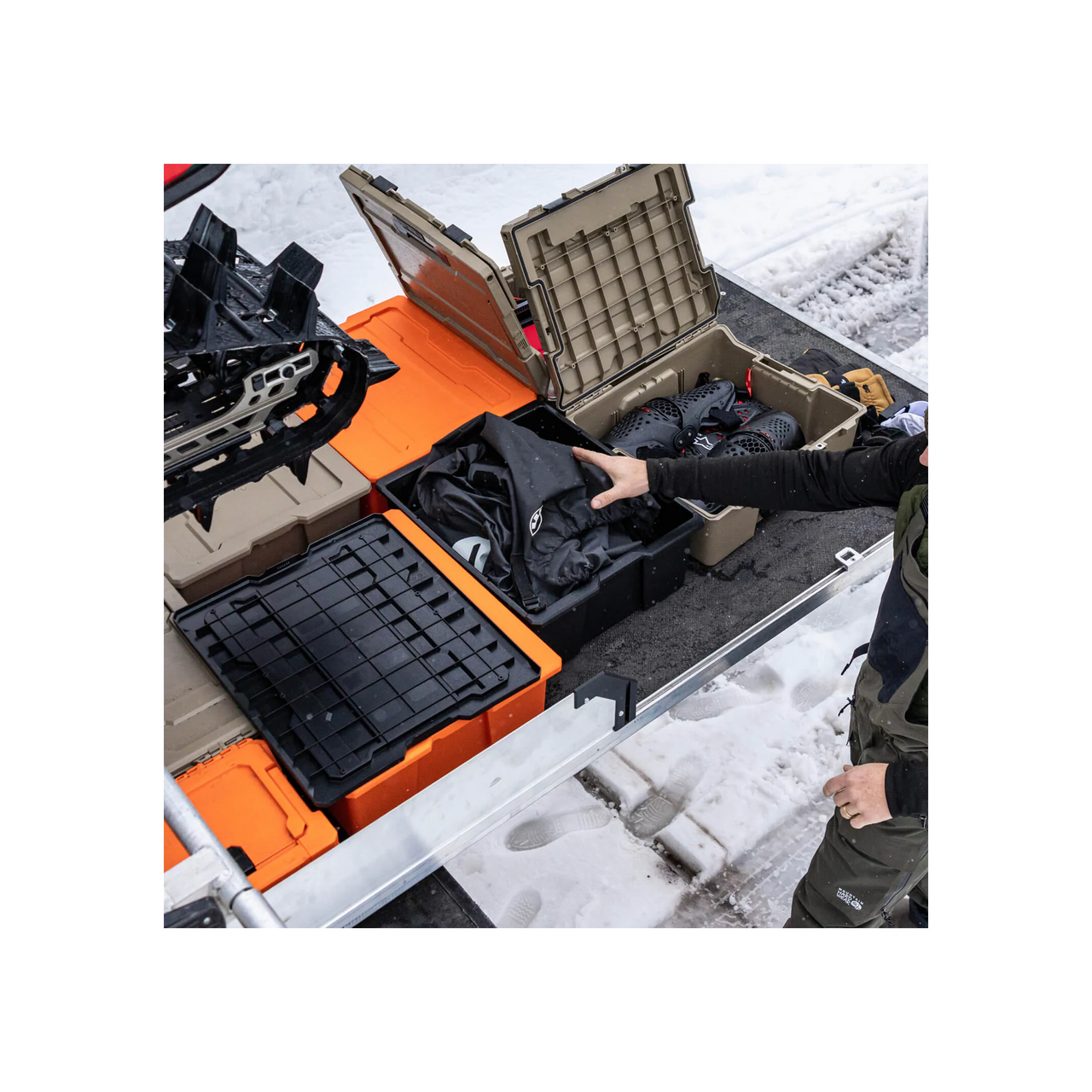 Americas Garage Payloader 32 - D-co bin, Black, 3 Pack by DECKED DKD-A0040-DBIN-BLK