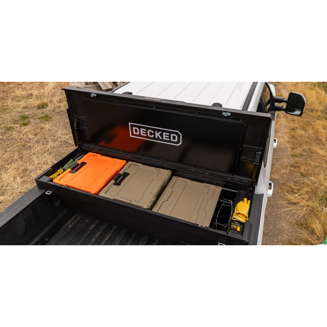 Americas Garage Payloader 32 - D-co bin, Tan, Single by DECKED DKD-A0041-DBIN-TAN