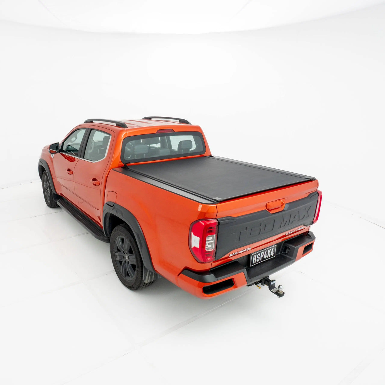 HSP 4X4 Roll Up Tonneau Cover for 2017+ LDV T60 – Low Profile No Canister Design – Roll Mate-1810-RM