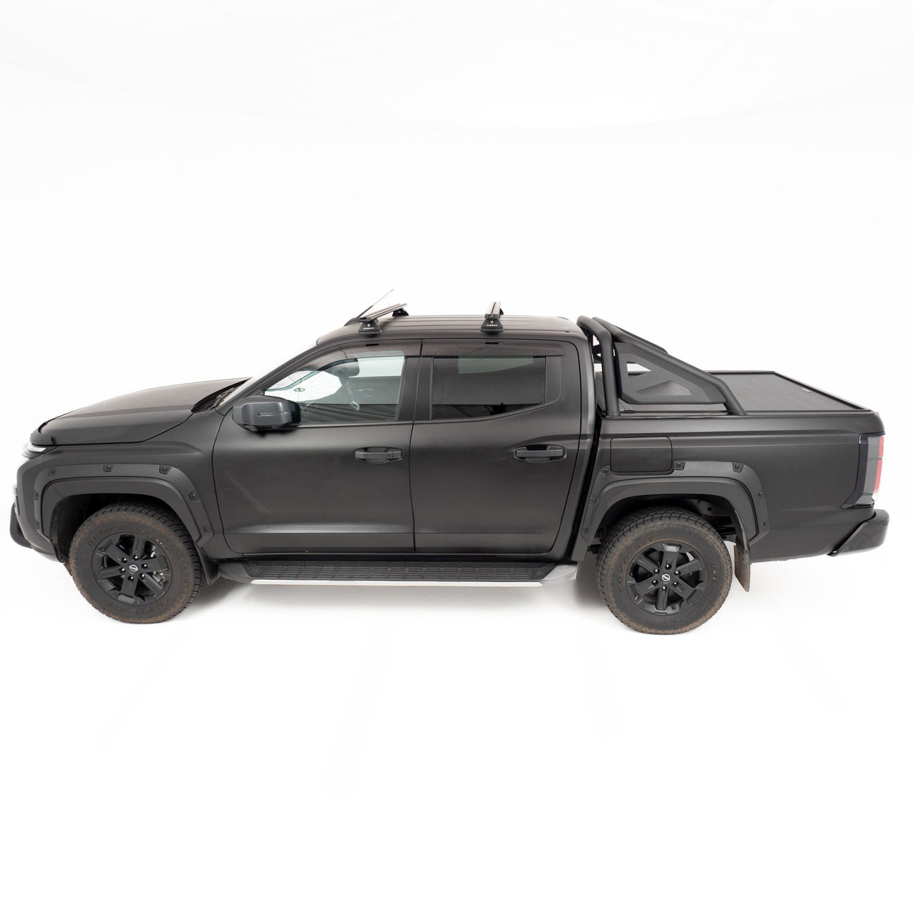 HSP Electric Roll R Cover S3.5 for 2026+ NISSAN NAVARA D27 Dual Cab – A-Frame Sports Bar Compatible – Remote & App Control – AND42RS3.5