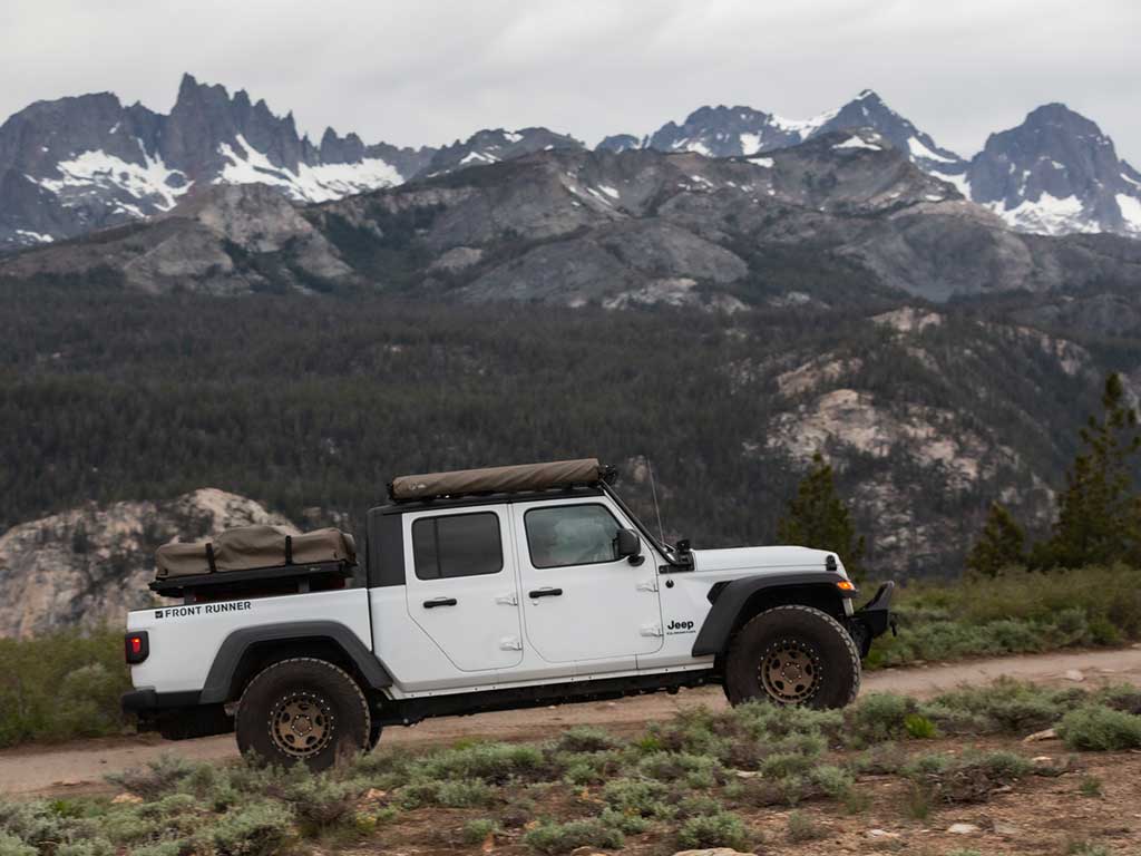 FRONT RUNNER JEEP GLADIATOR JT (2019-CURRENT) SLIMLINE II LOAD BED RACK KIT -KRJG002T