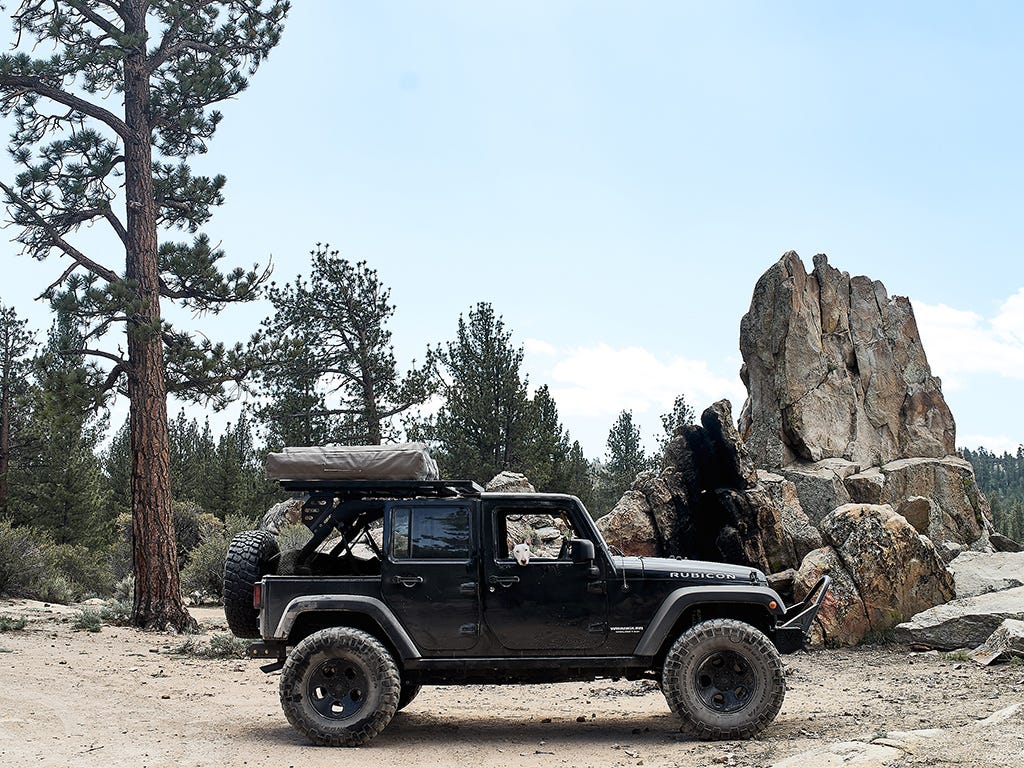 FRONT RUNNER JEEP WRANGLER JK 4 DOOR (2007-2018) EXTREME SLIMLINE II 1/2 ROOF RACK KIT -KRJW004T