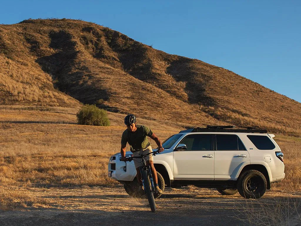 Front Runner Toyota 4Runner (5th Gen) (2010-Current) Slimsport Roof Rack Kit / Lightbar ready
