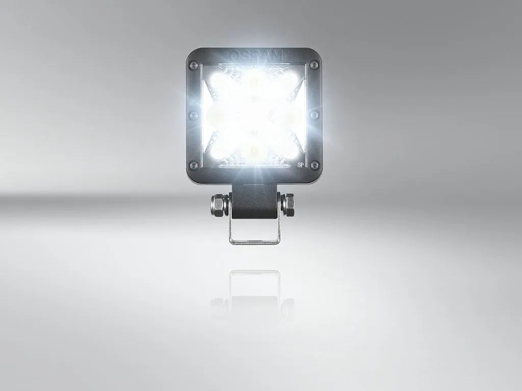 Front Runner 4 LED Light Cube MX85-SP / 12V / Spot Beam LIGH189