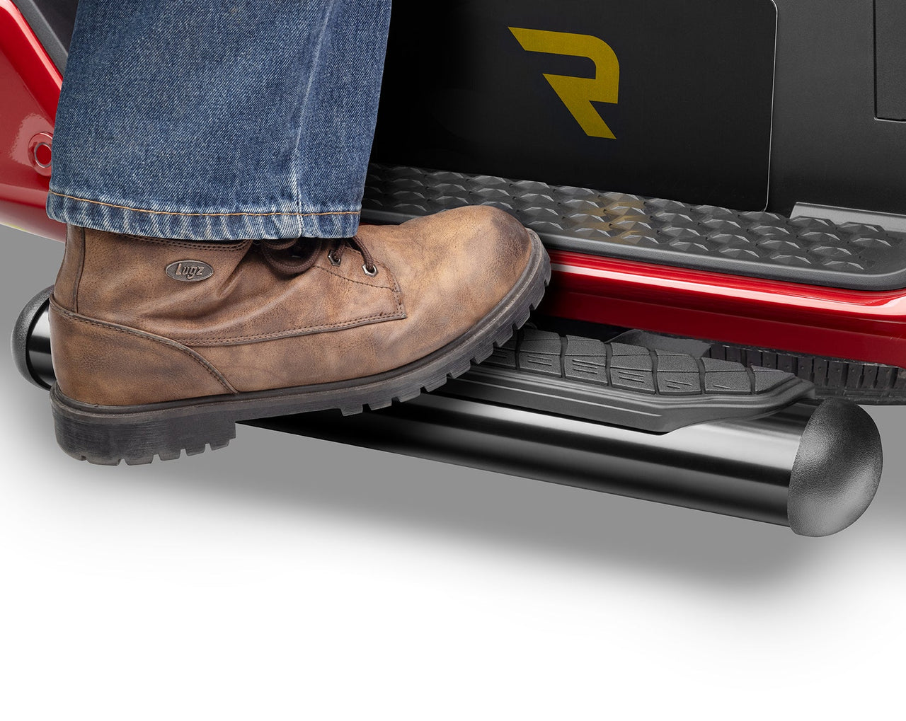 RealTruck RealTruck 4″ Oval Hitch Step 460B