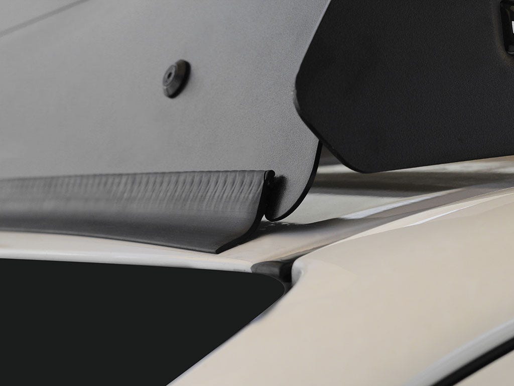 FRONT RUNNER MITSUBISHI DELICA SPACE GEAR L400 (1994-2007) SLIMLINE II ROOF RACK KIT -KRMD003T