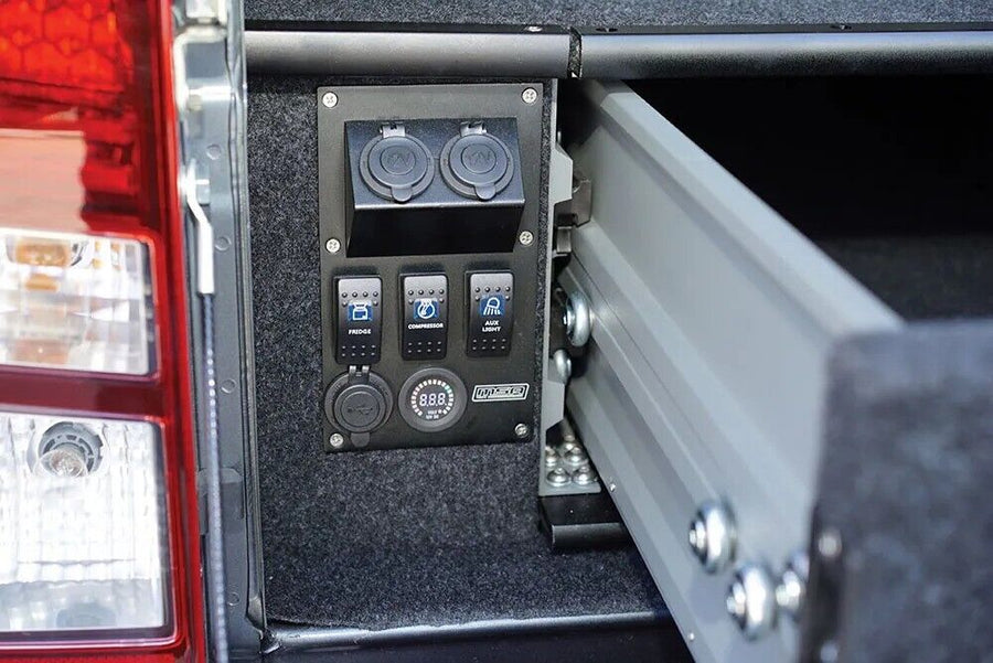 MSA 4x4 Right Power Panel (Passenger Side)