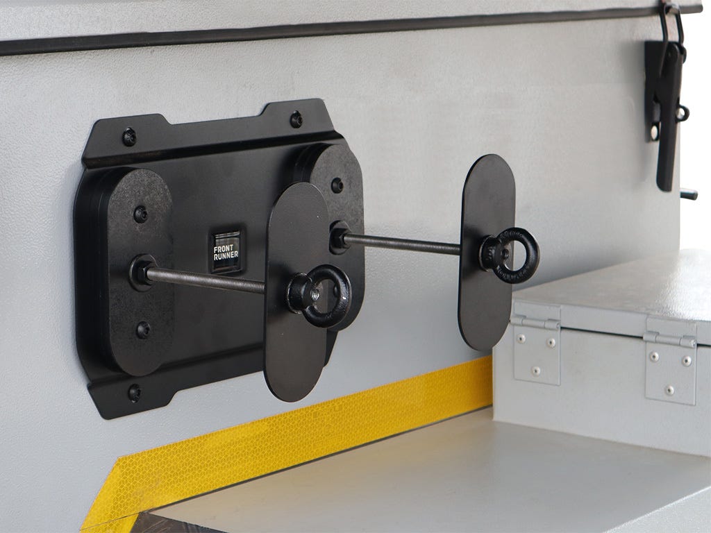 Front Runner Universal Side Mount for Pro Water Tank / 20L -VACC099